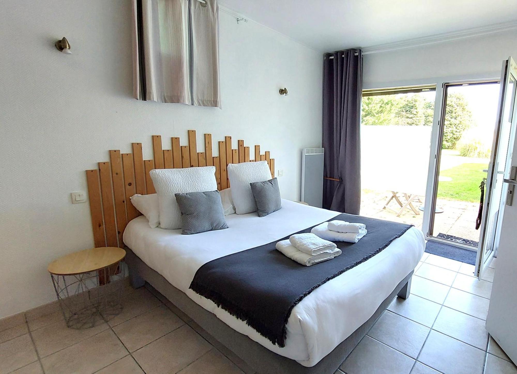 Logis Hotel La Rosiere Tracy-sur-Mer Room photo