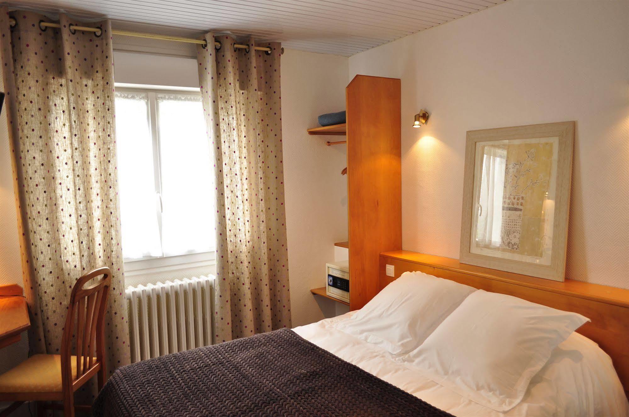 Logis Hotel La Rosiere Tracy-sur-Mer Exterior photo